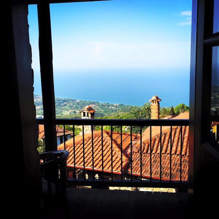 Enastron Guesthouse Palaios Panteleimonas Oda fotoğraf