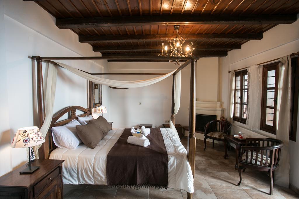Enastron Guesthouse Palaios Panteleimonas Oda fotoğraf